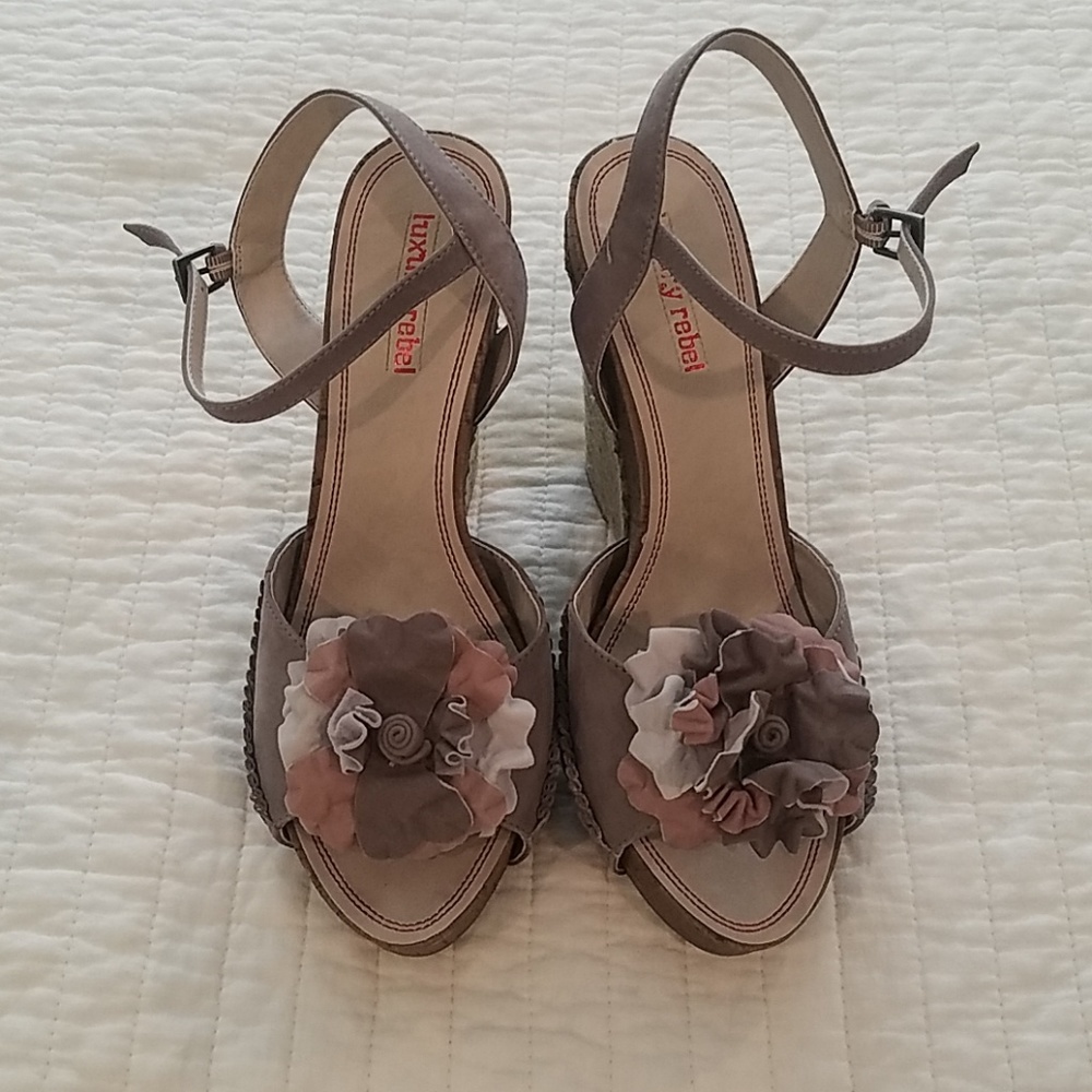Luxury Rebel wedge